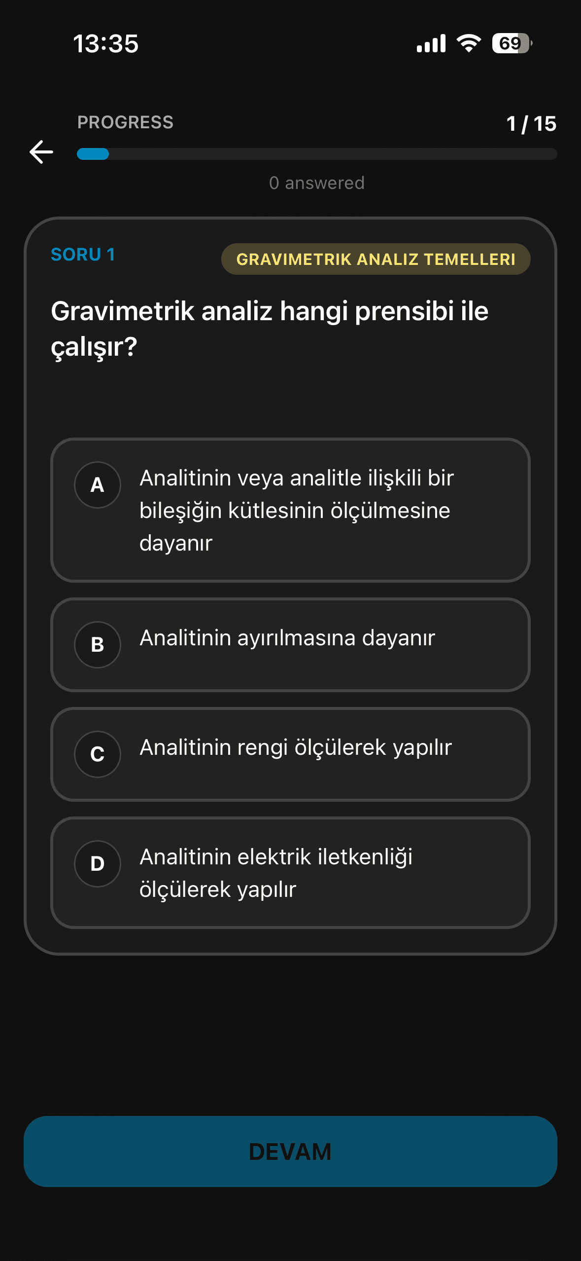 STS Eczacılık mobil uygulaması: deneme sınavı ekranı